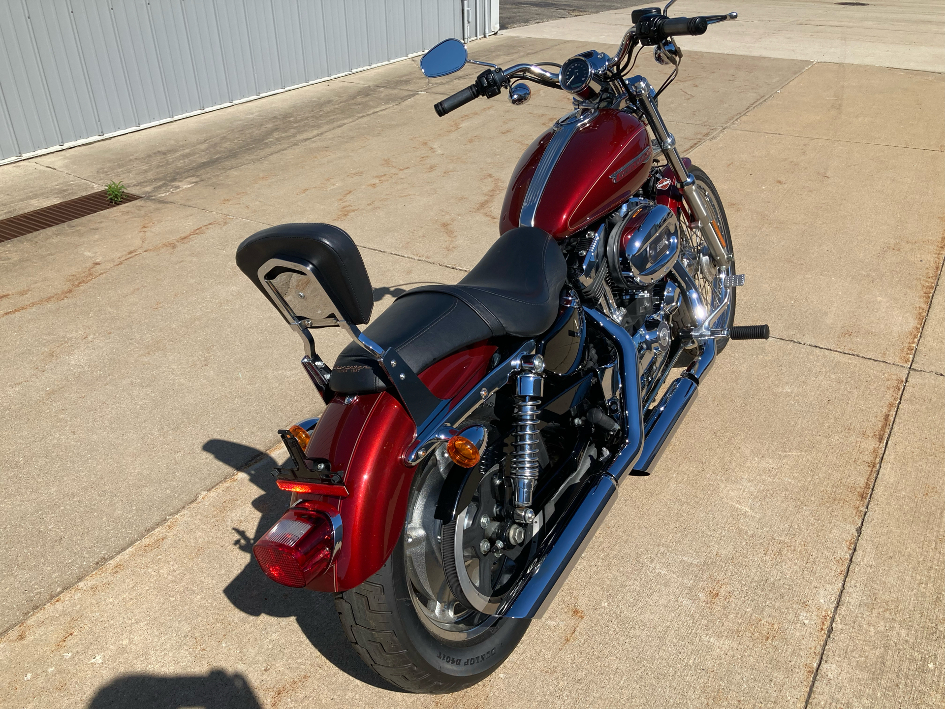 2009 Harley-Davidson Sportster® 1200 Custom in Fremont, Michigan - Photo 4