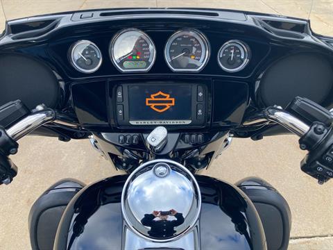 2017 Harley-Davidson Ultra Limited in Fremont, Michigan - Photo 6