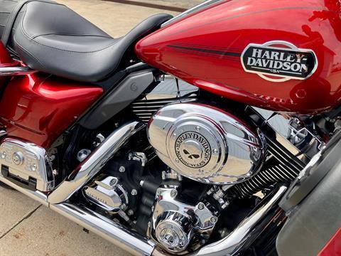 2008 Harley-Davidson Ultra Classic® Electra Glide® in Fremont, Michigan - Photo 5