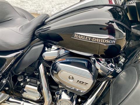 2017 Harley-Davidson Tri Glide® Ultra in Fremont, Michigan - Photo 5