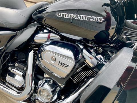 2018 Harley-Davidson Electra Glide® Ultra Classic® in Fremont, Michigan - Photo 5