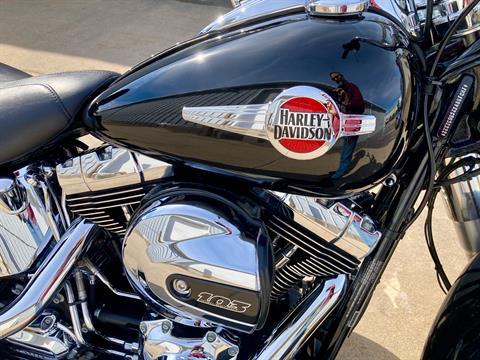 2016 Harley-Davidson Heritage Softail® Classic in Fremont, Michigan - Photo 5