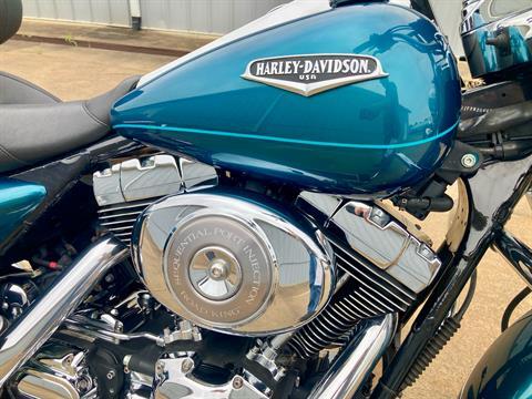 2004 Harley-Davidson FLHRCI Road King® Classic in Fremont, Michigan - Photo 5