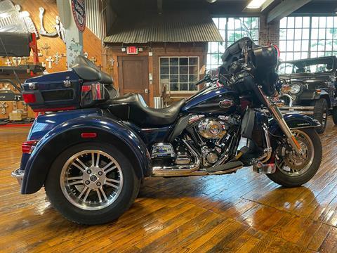 2013 Harley-Davidson Tri Glide® Ultra Classic® in Laurel, Mississippi - Photo 1