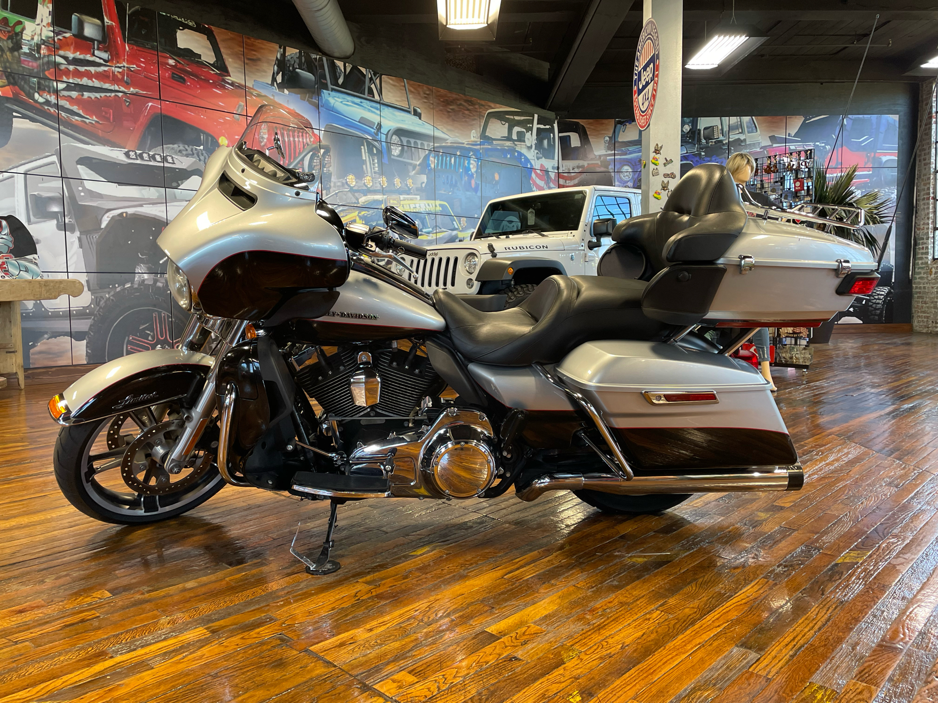 2015 Harley-Davidson Ultra Limited Low in Laurel, Mississippi - Photo 5