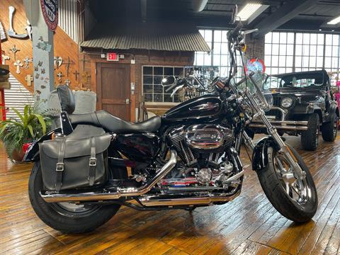 2016 Harley-Davidson 1200 Custom in Laurel, Mississippi - Photo 1