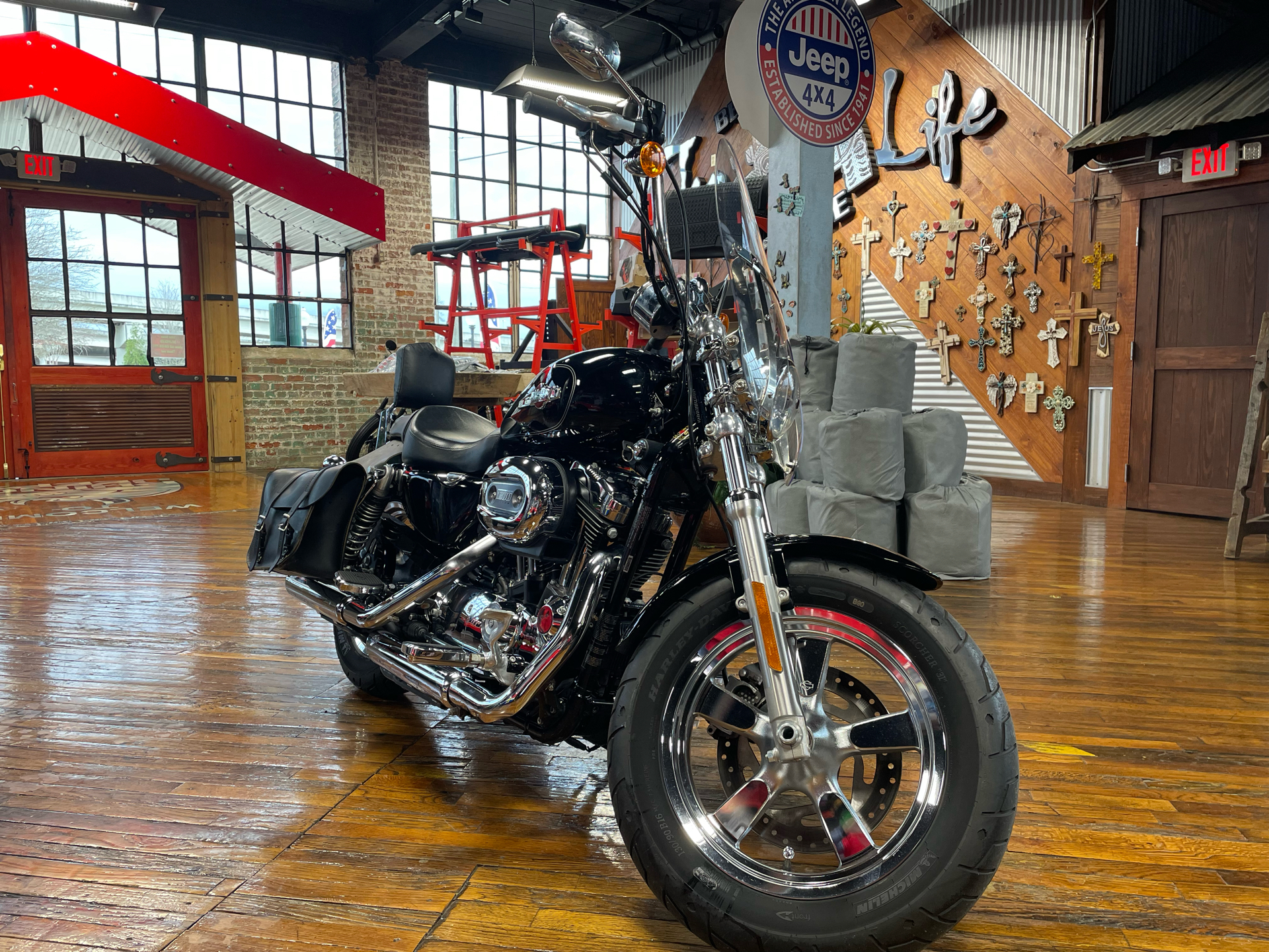 2016 Harley-Davidson 1200 Custom in Laurel, Mississippi - Photo 8