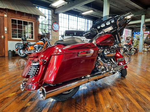 2017 Harley-Davidson Street Glide® Special in Laurel, Mississippi - Photo 2