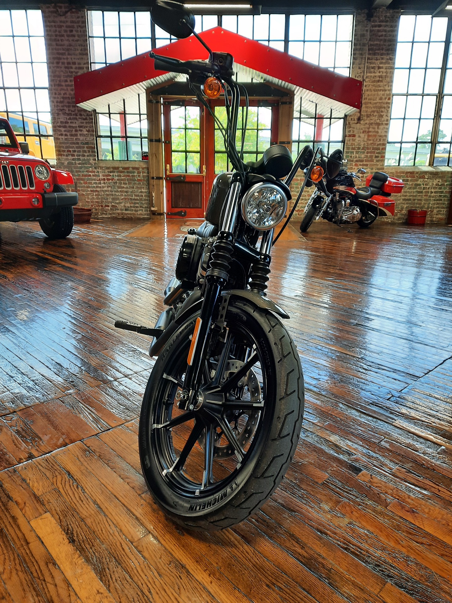 2019 Harley-Davidson Iron 883™ in Laurel, Mississippi - Photo 7