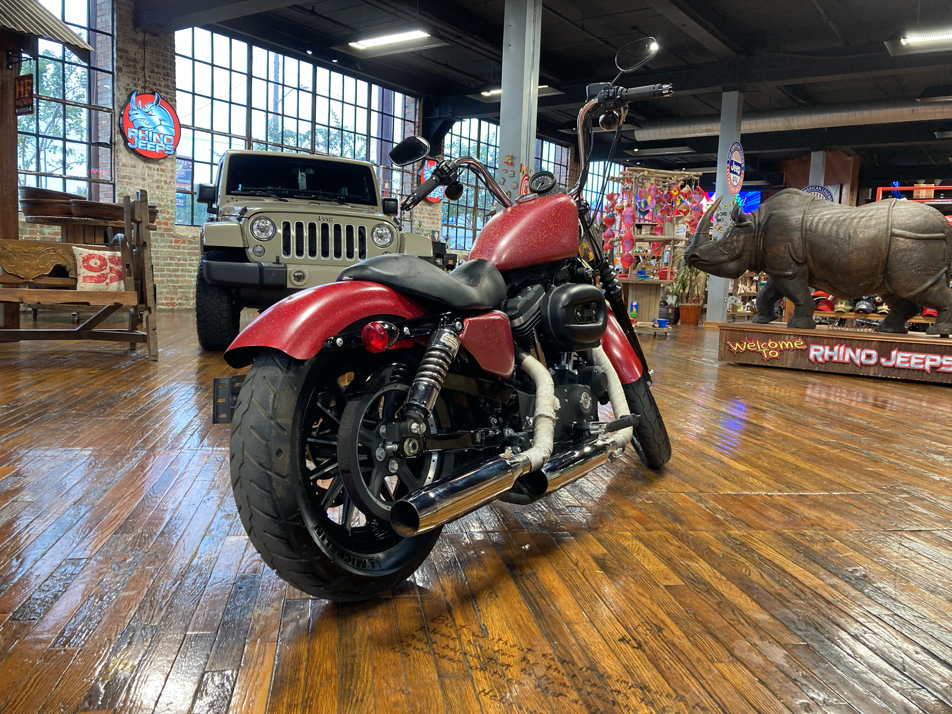 2015 Harley-Davidson Iron 883™ in Laurel, Mississippi - Photo 3