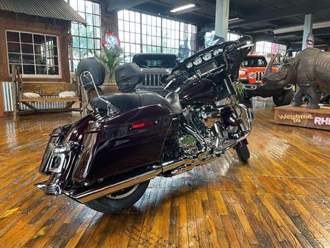 2014 Harley-Davidson Street Glide® Special in Laurel, Mississippi - Photo 2