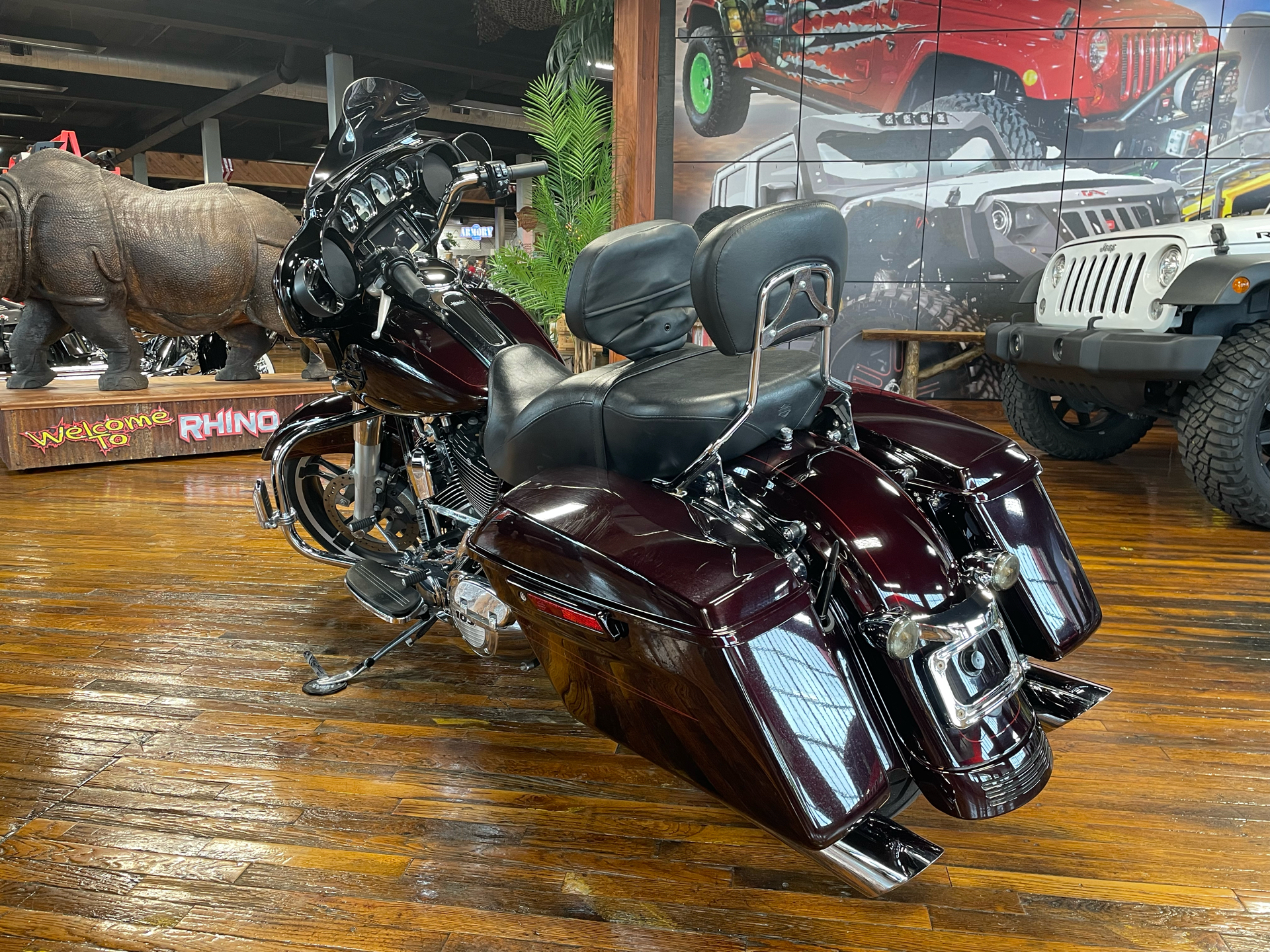 2014 Harley-Davidson Street Glide® Special in Laurel, Mississippi - Photo 4