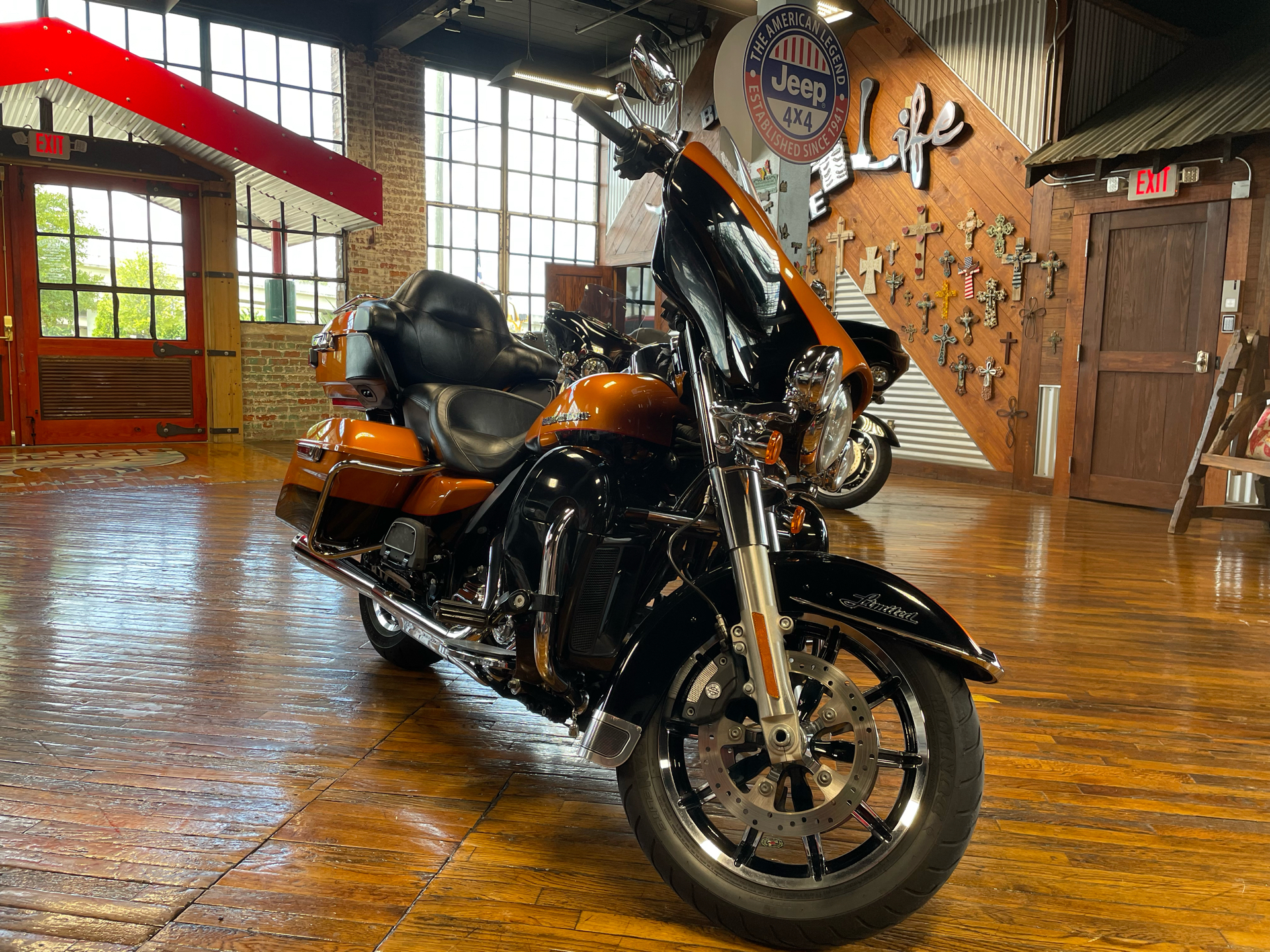 2015 Harley-Davidson Electra Glide® Ultra Classic® in Laurel, Mississippi - Photo 8