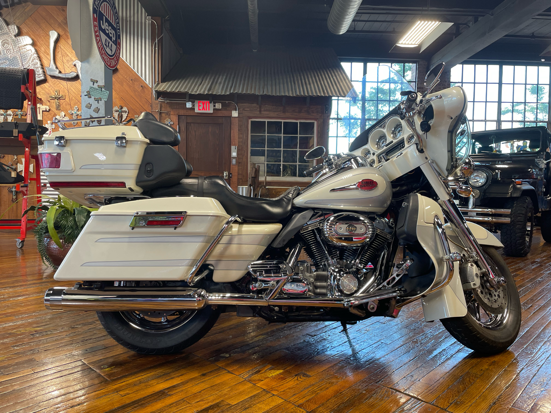 2008 Harley-Davidson CVO™ Screamin' Eagle® Ultra Classic® Electra Glide® in Laurel, Mississippi - Photo 1