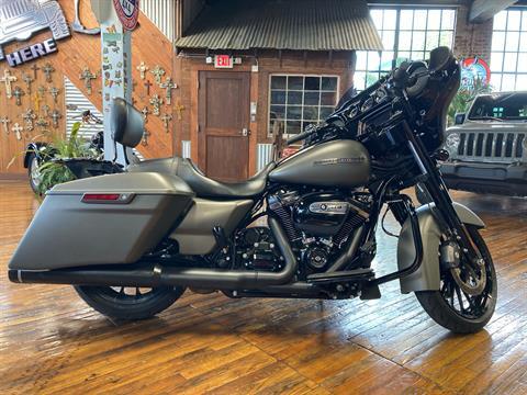 2019 Harley-Davidson Street Glide® in Laurel, Mississippi - Photo 1