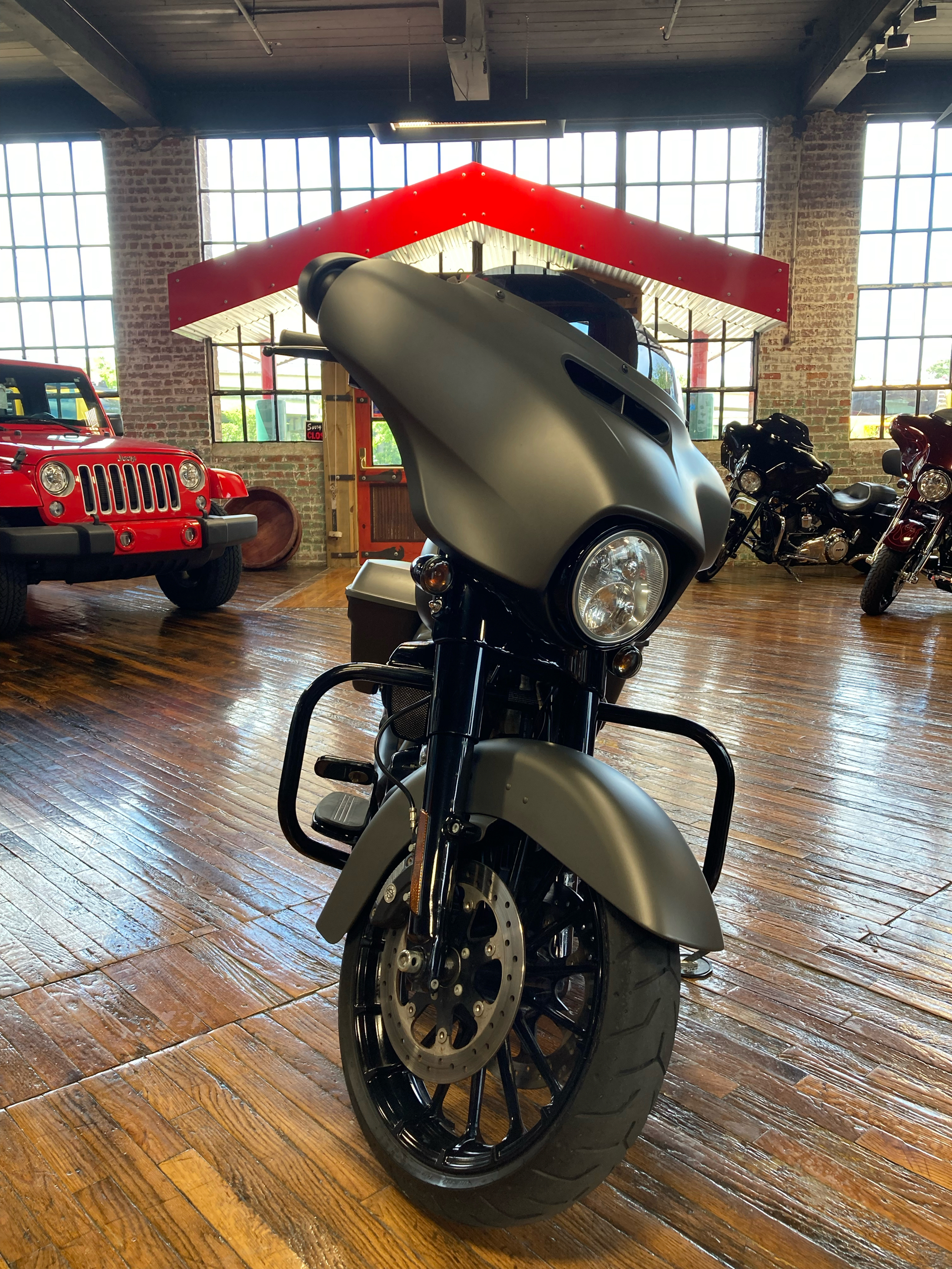 2019 Harley-Davidson Street Glide® in Laurel, Mississippi - Photo 7