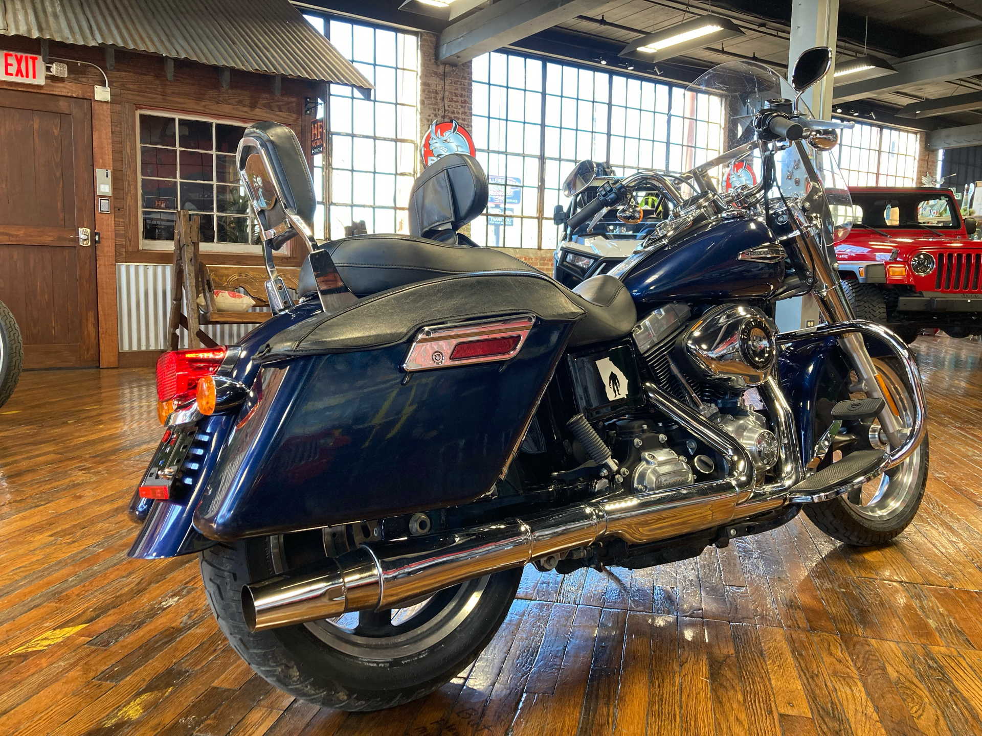 2013 Harley-Davidson Dyna® Switchback™ in Laurel, Mississippi - Photo 2