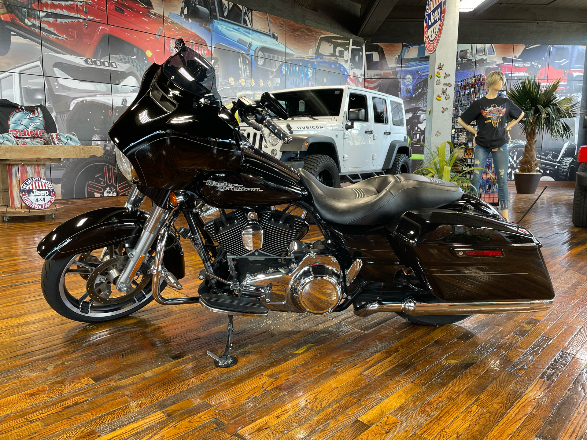 2016 Harley-Davidson Street Glide® Special in Laurel, Mississippi - Photo 5