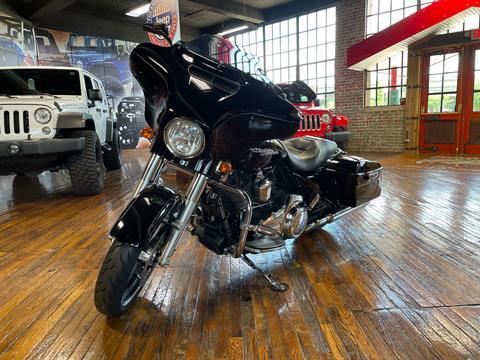 2016 Harley-Davidson Street Glide® Special in Laurel, Mississippi - Photo 6