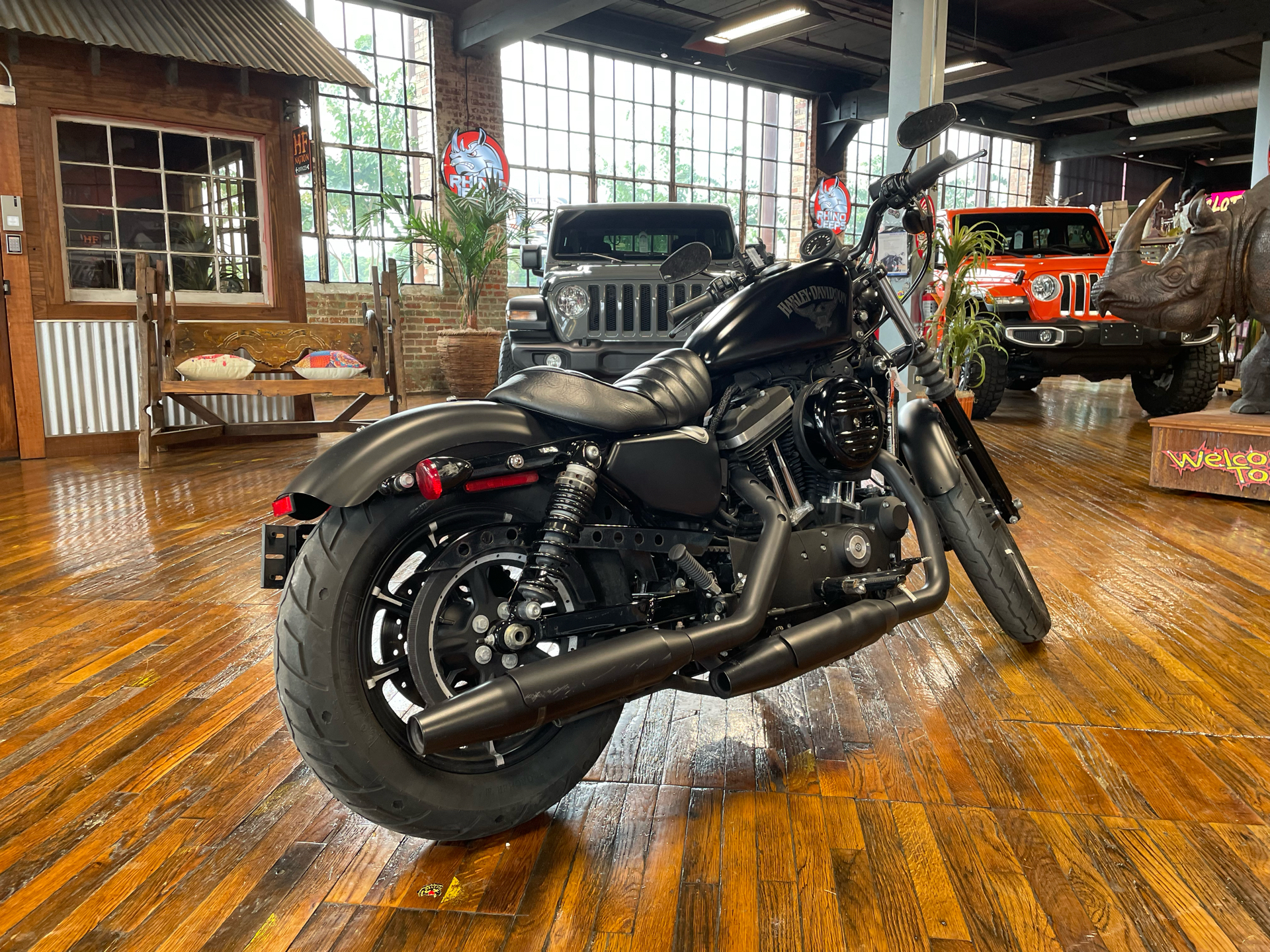 2017 Harley-Davidson Iron 883™ in Laurel, Mississippi - Photo 2