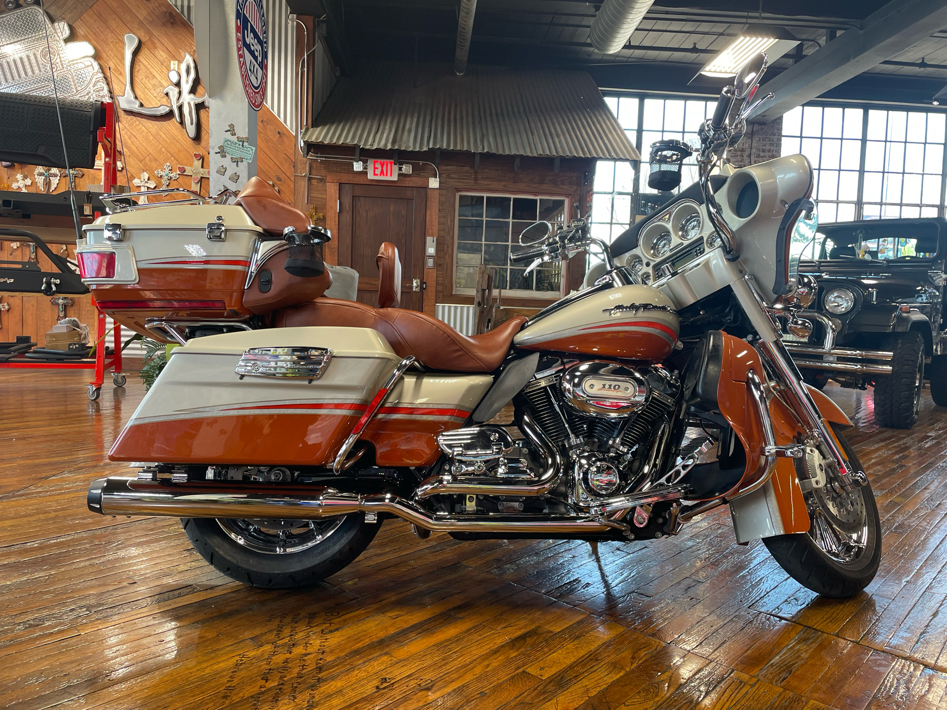 2009 Harley-Davidson CVO™ Ultra Classic® Electra Glide® in Laurel, Mississippi - Photo 1