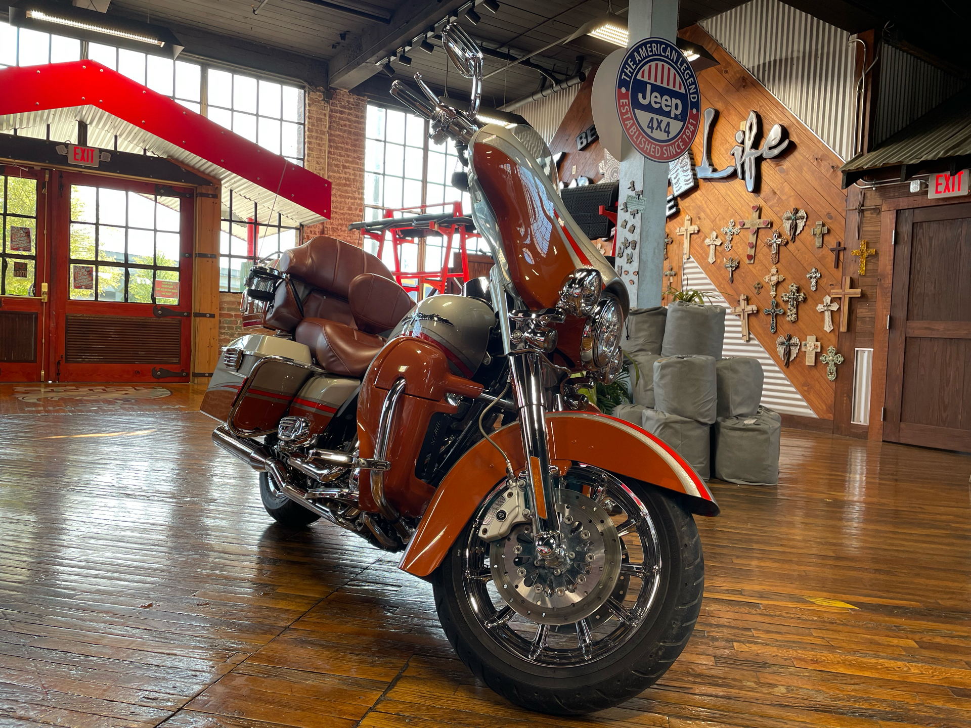 2009 Harley-Davidson CVO™ Ultra Classic® Electra Glide® in Laurel, Mississippi - Photo 8