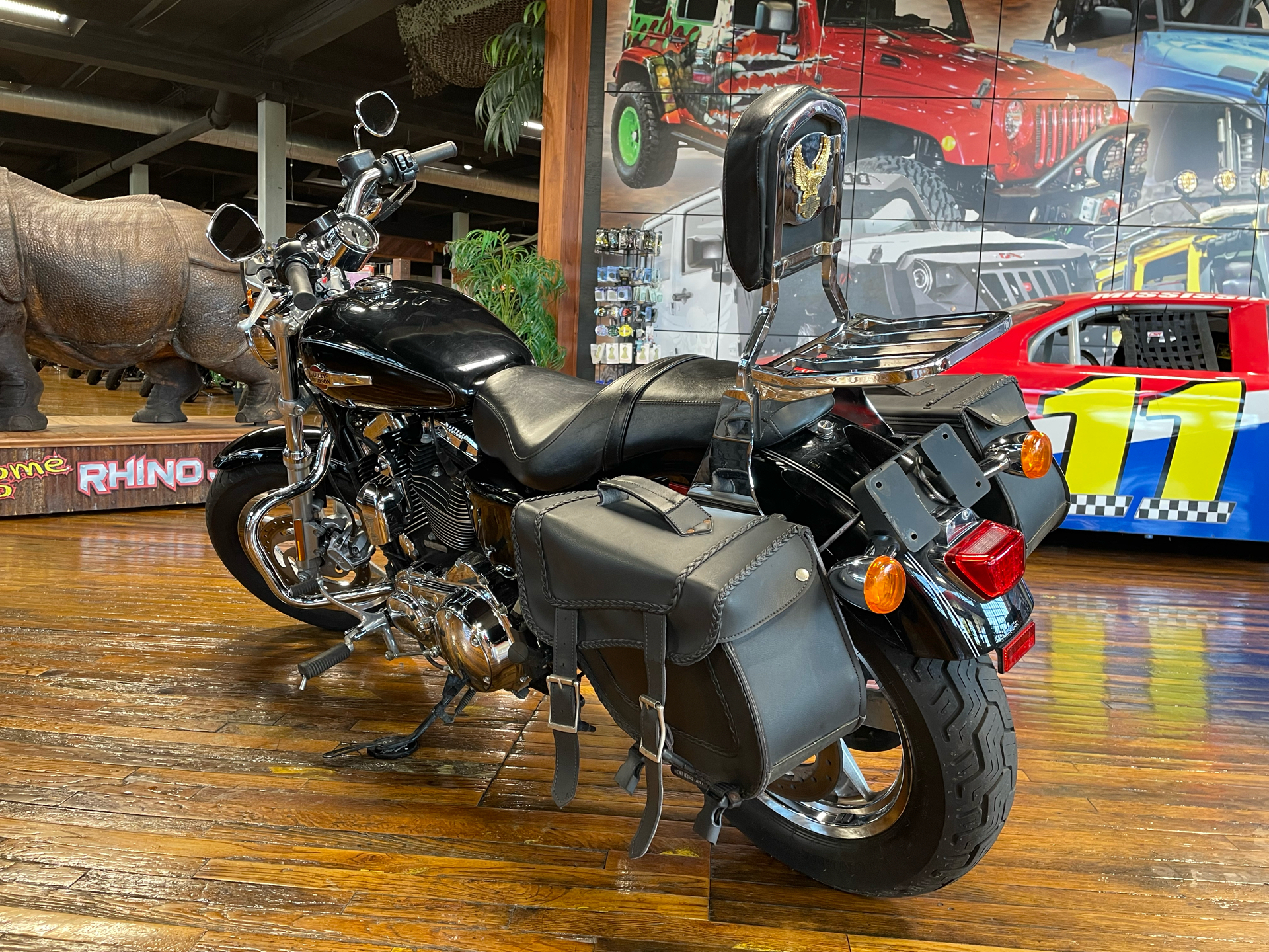 2015 Harley-Davidson 1200 Custom in Laurel, Mississippi - Photo 4