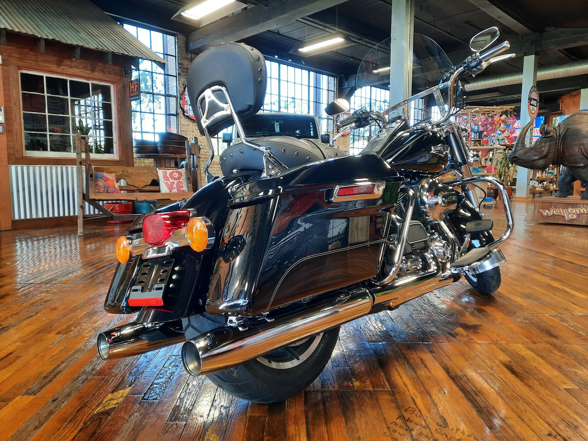 2014 Harley-Davidson Road King® in Laurel, Mississippi - Photo 2