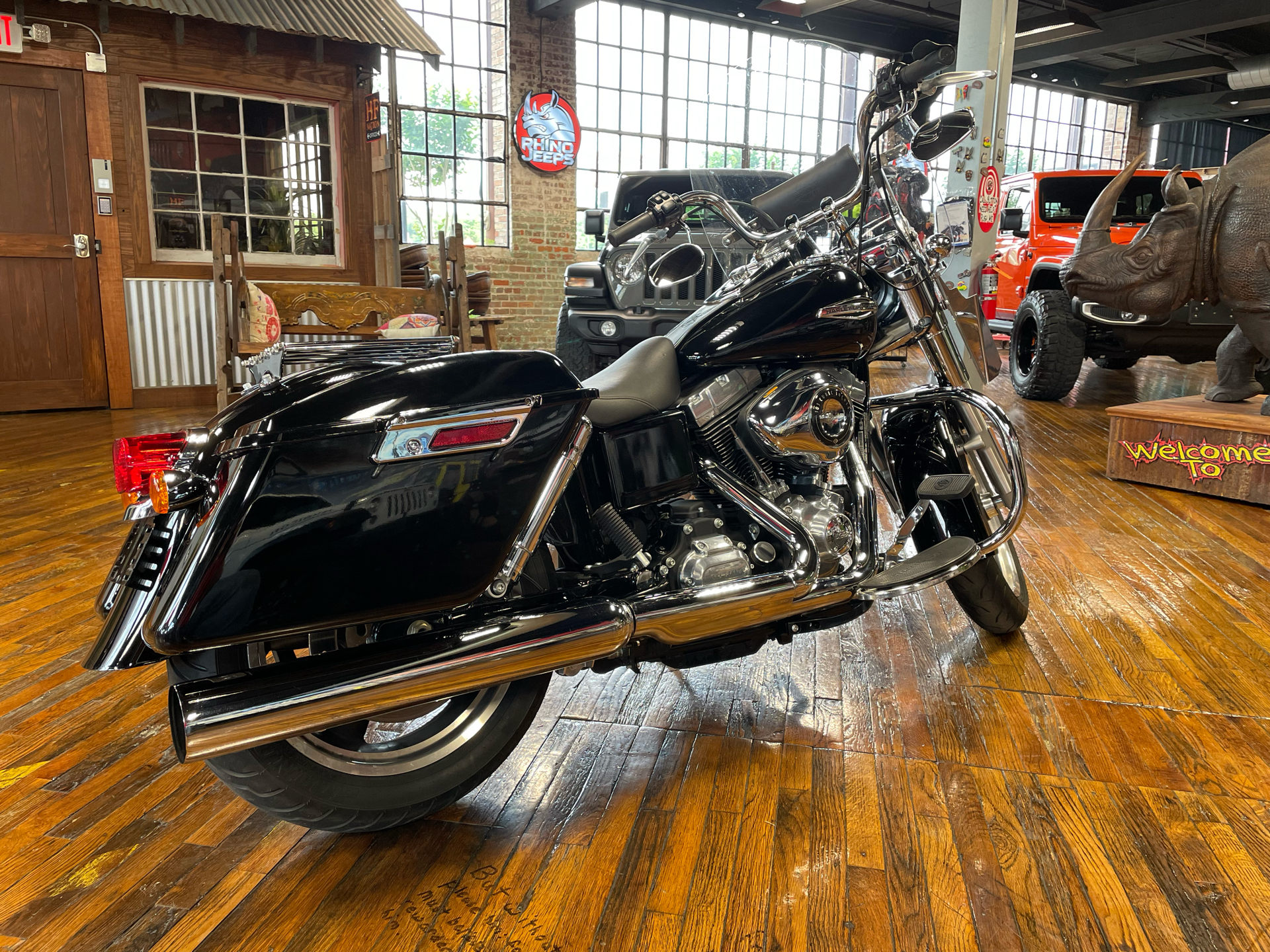 2013 Harley-Davidson Dyna® Switchback™ in Laurel, Mississippi - Photo 2