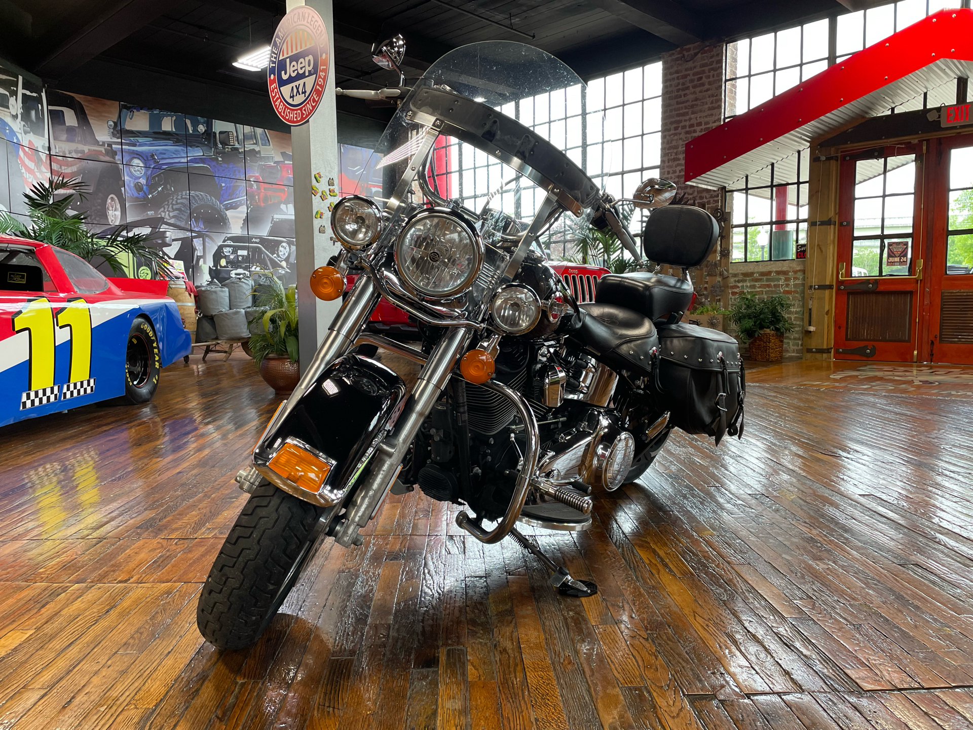 2017 Harley-Davidson Heritage Softail® Classic in Laurel, Mississippi - Photo 6