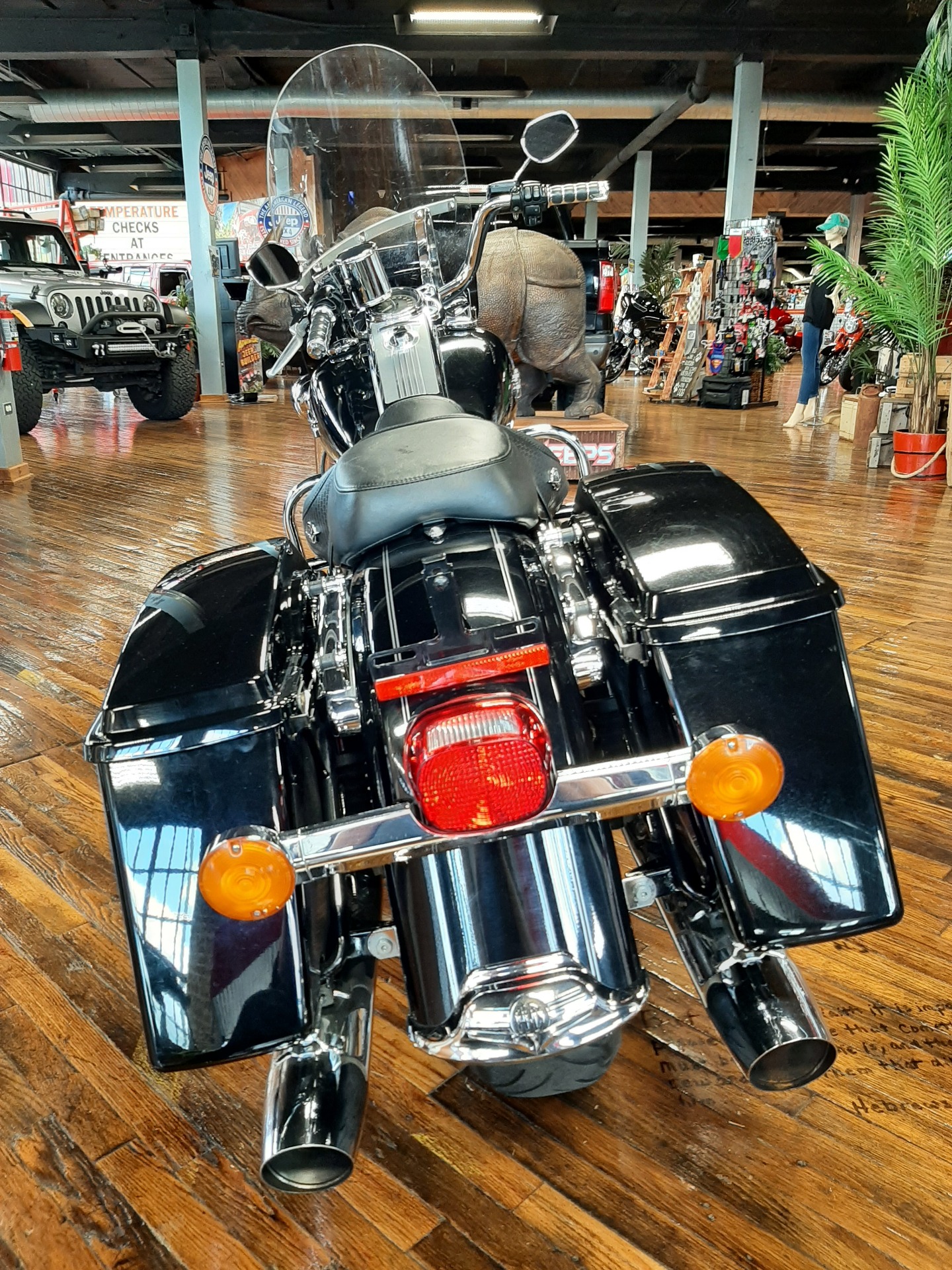 2012 Harley-Davidson Road King® Classic in Laurel, Mississippi - Photo 3