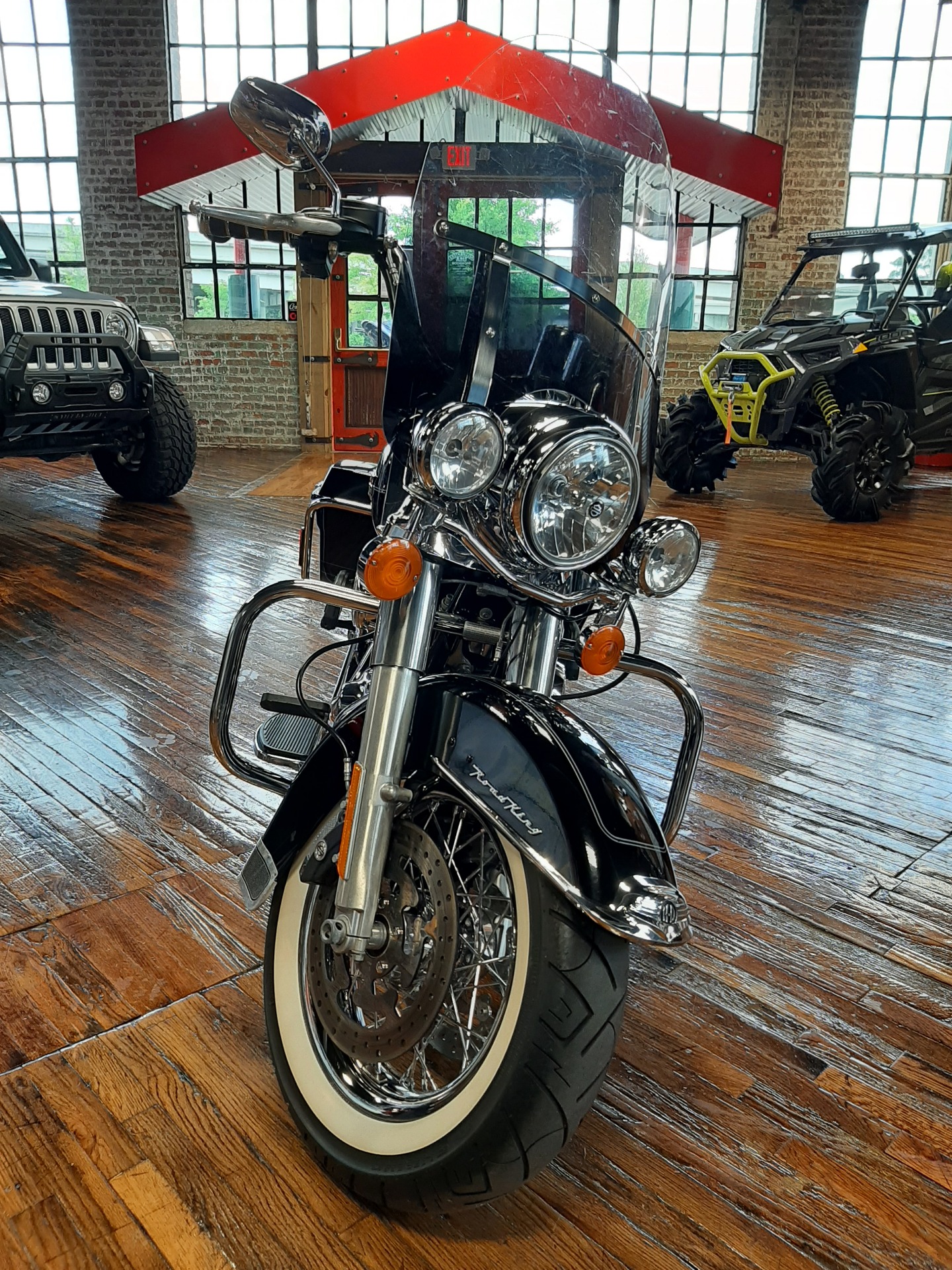 2012 Harley-Davidson Road King® Classic in Laurel, Mississippi - Photo 7