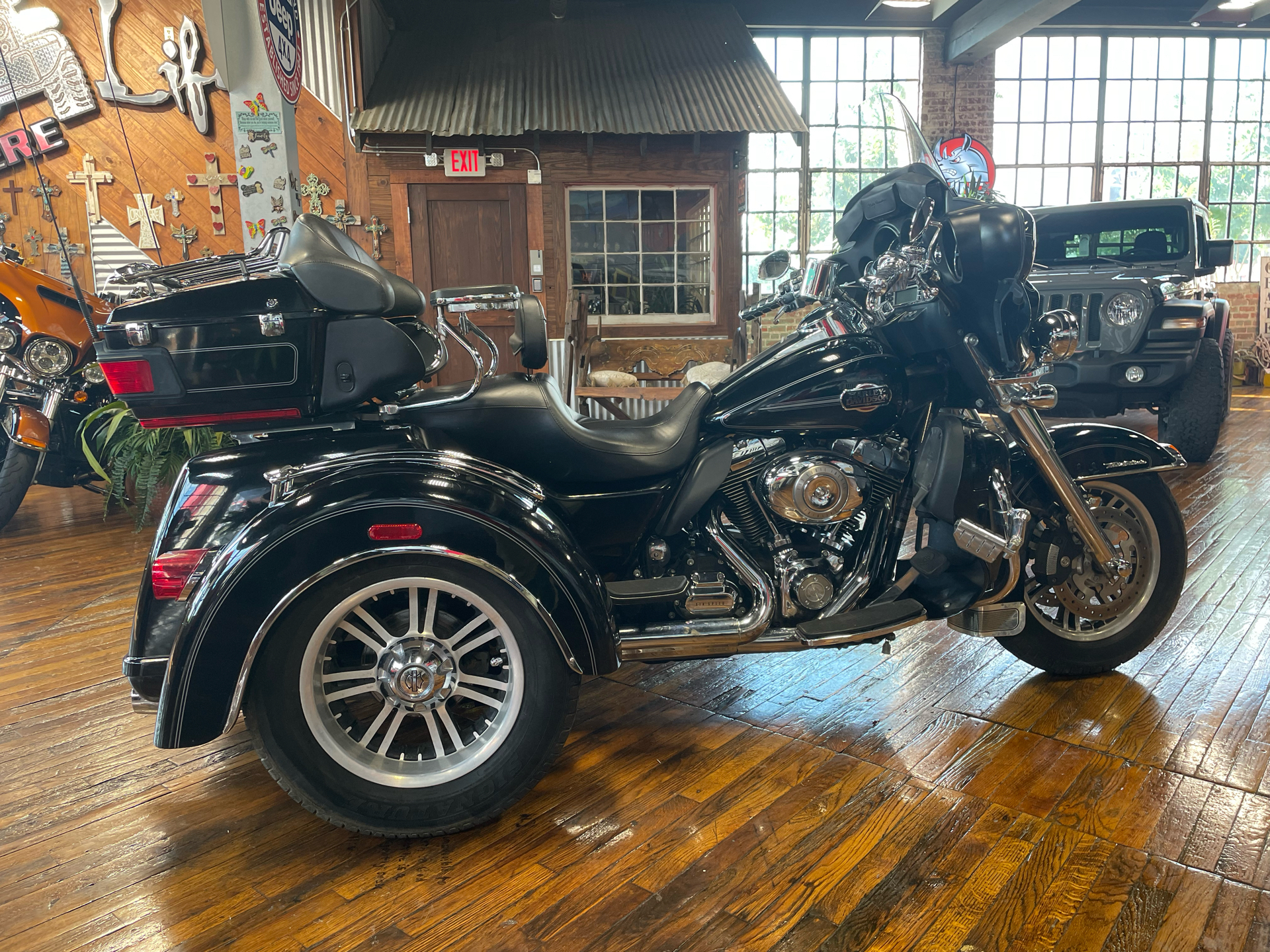 2012 Harley-Davidson Tri Glide® Ultra Classic® in Laurel, Mississippi - Photo 1
