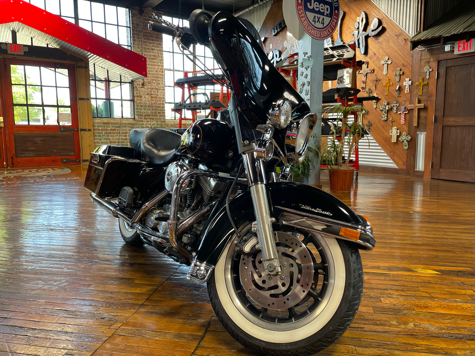 2000 Harley-Davidson FLHT Electra Glide® Standard in Laurel, Mississippi - Photo 8