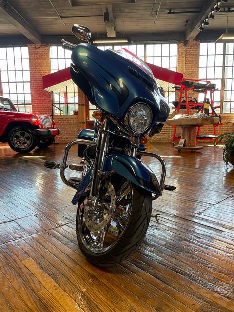 2014 Harley-Davidson Street Glide® in Laurel, Mississippi - Photo 7