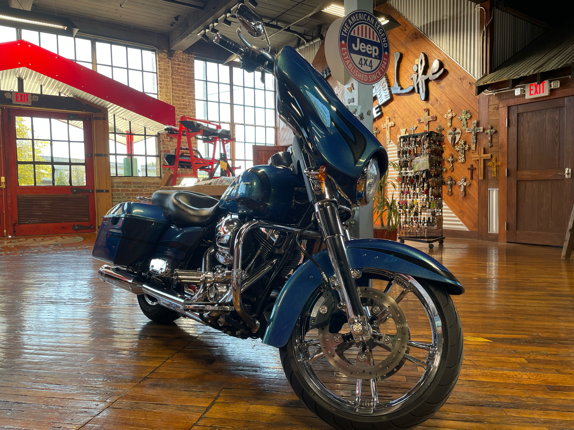 2014 Harley-Davidson Street Glide® in Laurel, Mississippi - Photo 8