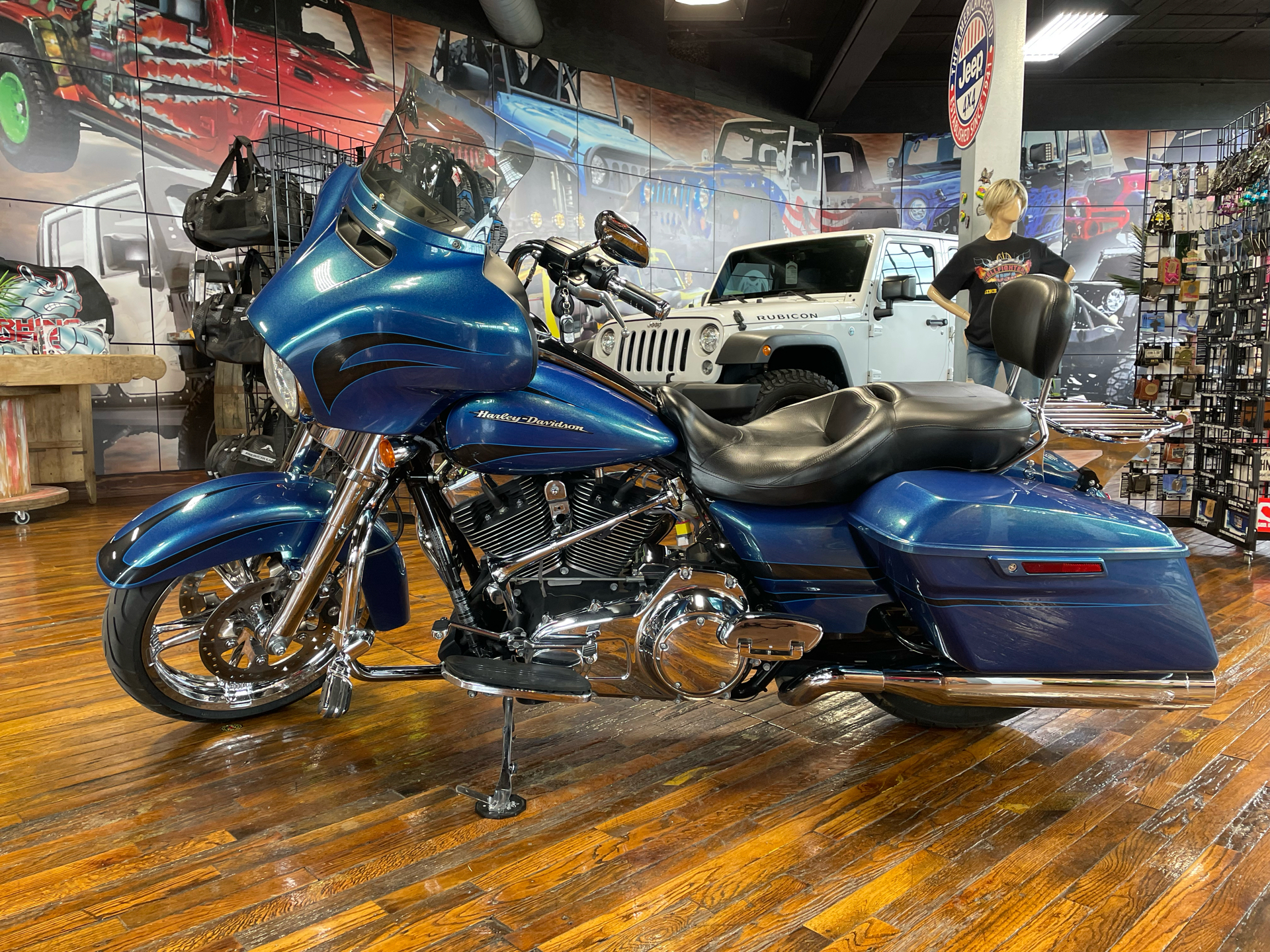 2014 Harley-Davidson Street Glide® in Laurel, Mississippi - Photo 5