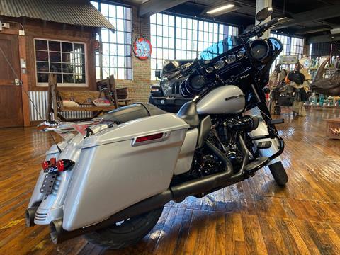 2019 Harley-Davidson Street Glide® Special in Laurel, Mississippi - Photo 2