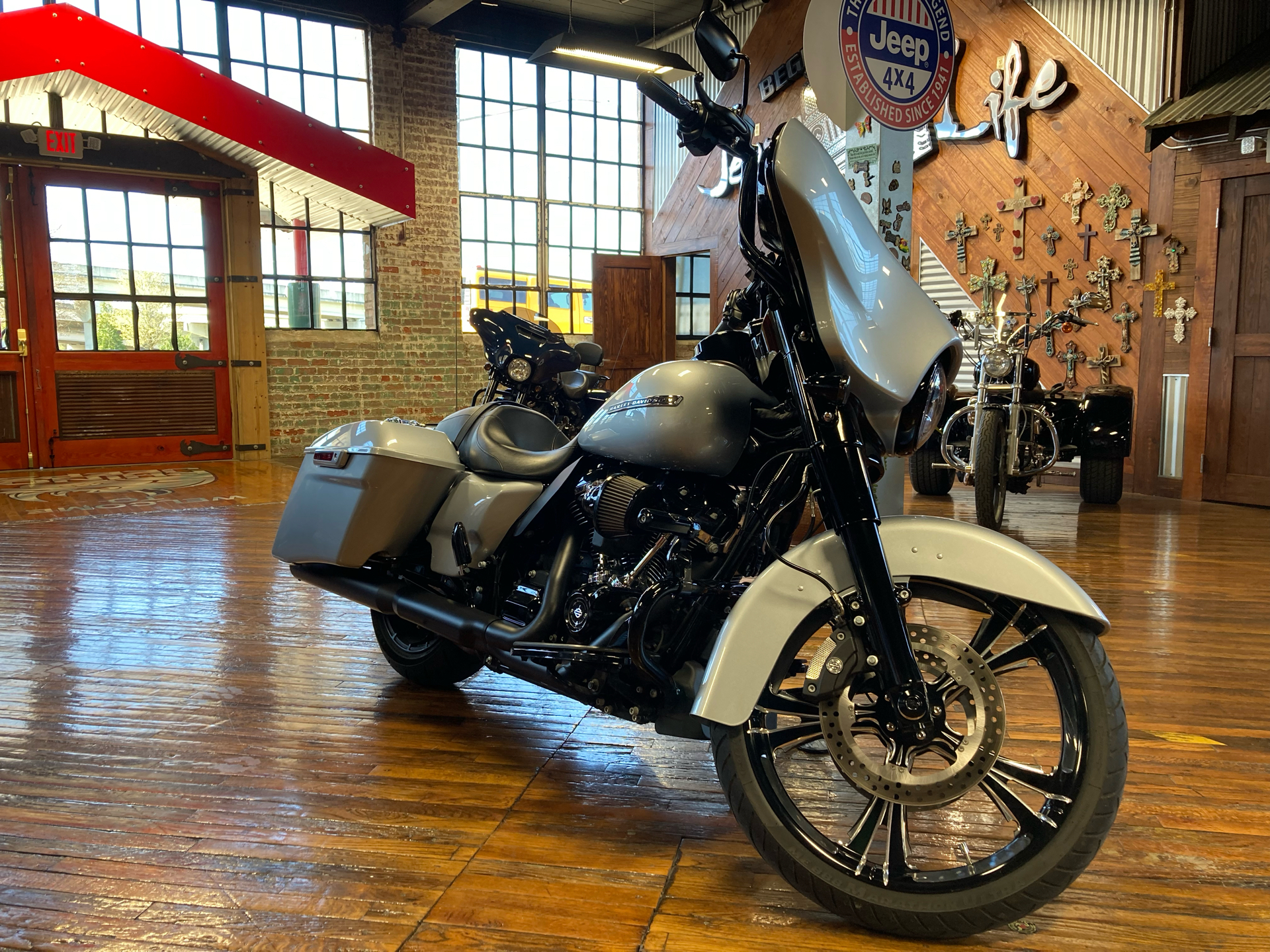 2019 Harley-Davidson Street Glide® Special in Laurel, Mississippi - Photo 8