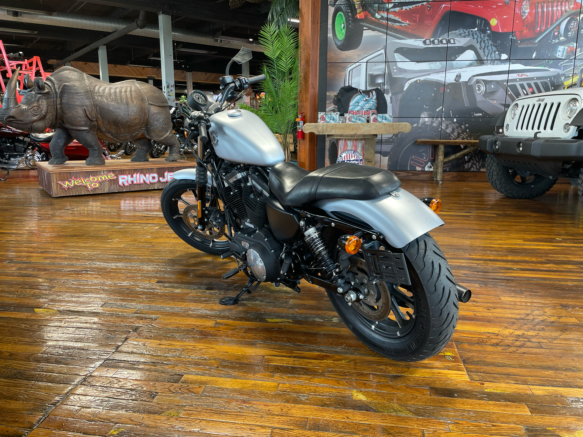 2020 Harley-Davidson Iron 883™ in Laurel, Mississippi - Photo 4