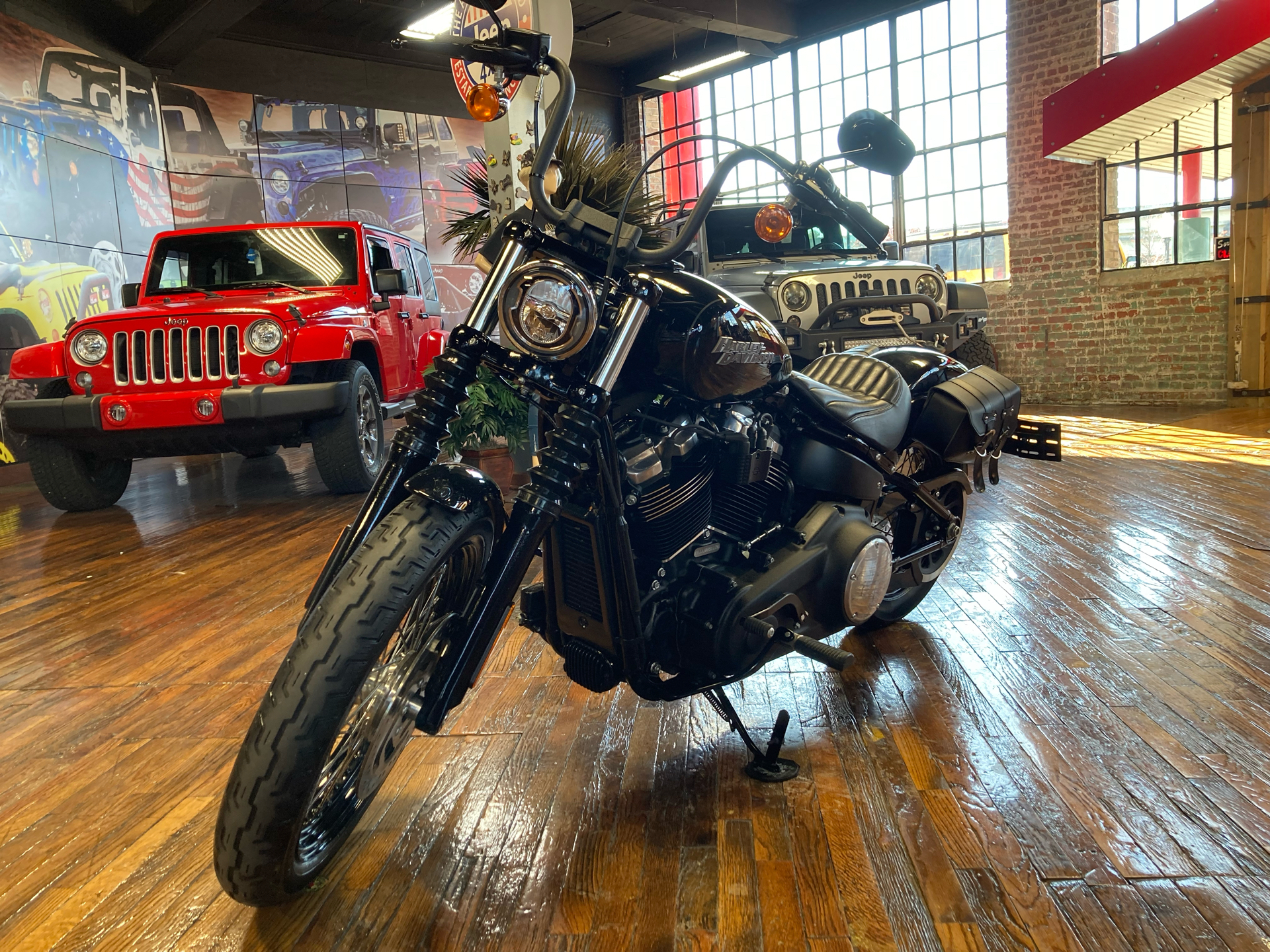 2018 Harley-Davidson Street Bob® 107 in Laurel, Mississippi - Photo 6