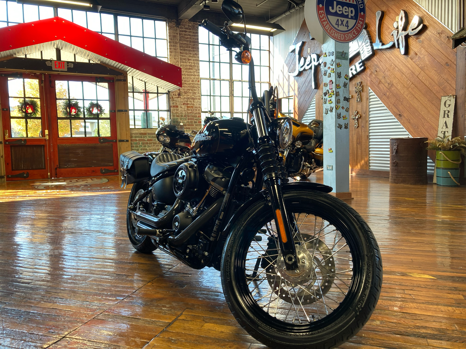 2018 Harley-Davidson Street Bob® 107 in Laurel, Mississippi - Photo 8