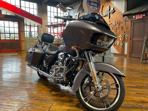 2016 Harley-Davidson Road Glide® in Laurel, Mississippi - Photo 8