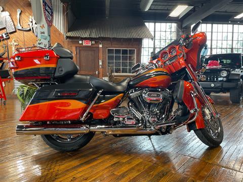 2013 Harley-Davidson CVO™ Ultra Classic® Electra Glide® in Laurel, Mississippi - Photo 1