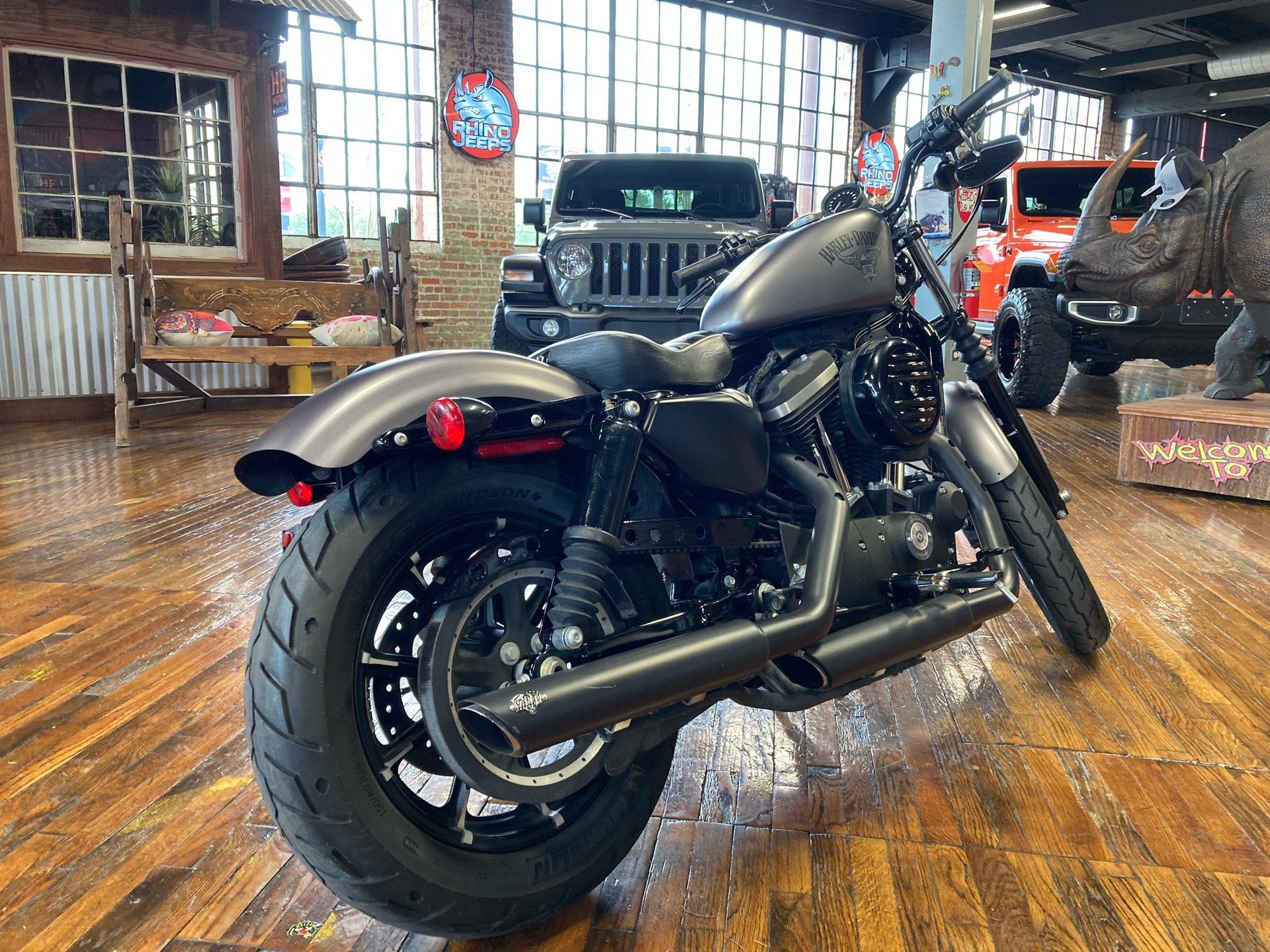 2016 Harley-Davidson Iron 883™ in Laurel, Mississippi - Photo 2
