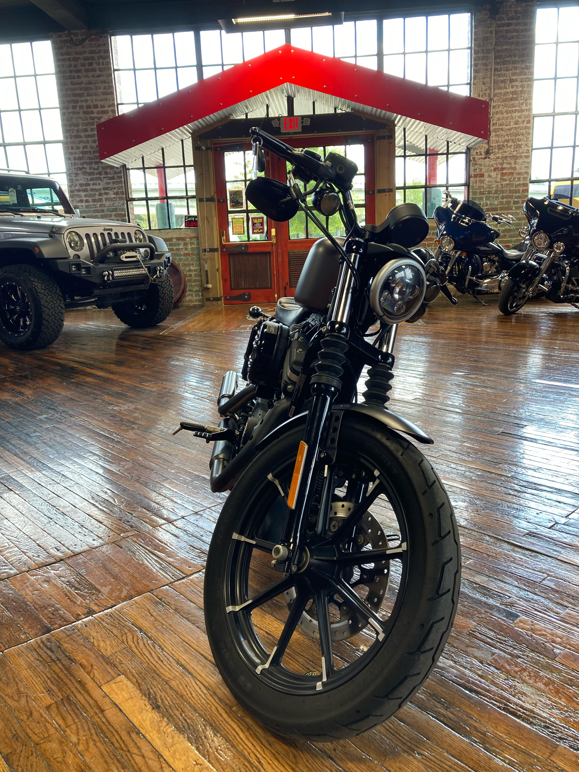 2016 Harley-Davidson Iron 883™ in Laurel, Mississippi - Photo 7