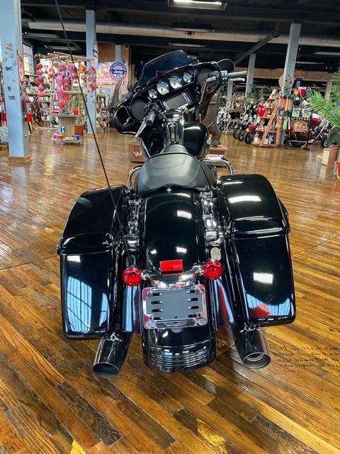 2017 Harley-Davidson Street Glide® Special in Laurel, Mississippi - Photo 3