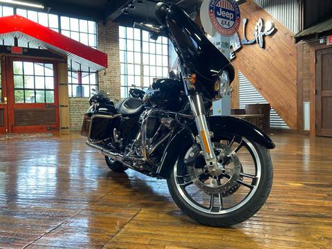 2017 Harley-Davidson Street Glide® Special in Laurel, Mississippi - Photo 8