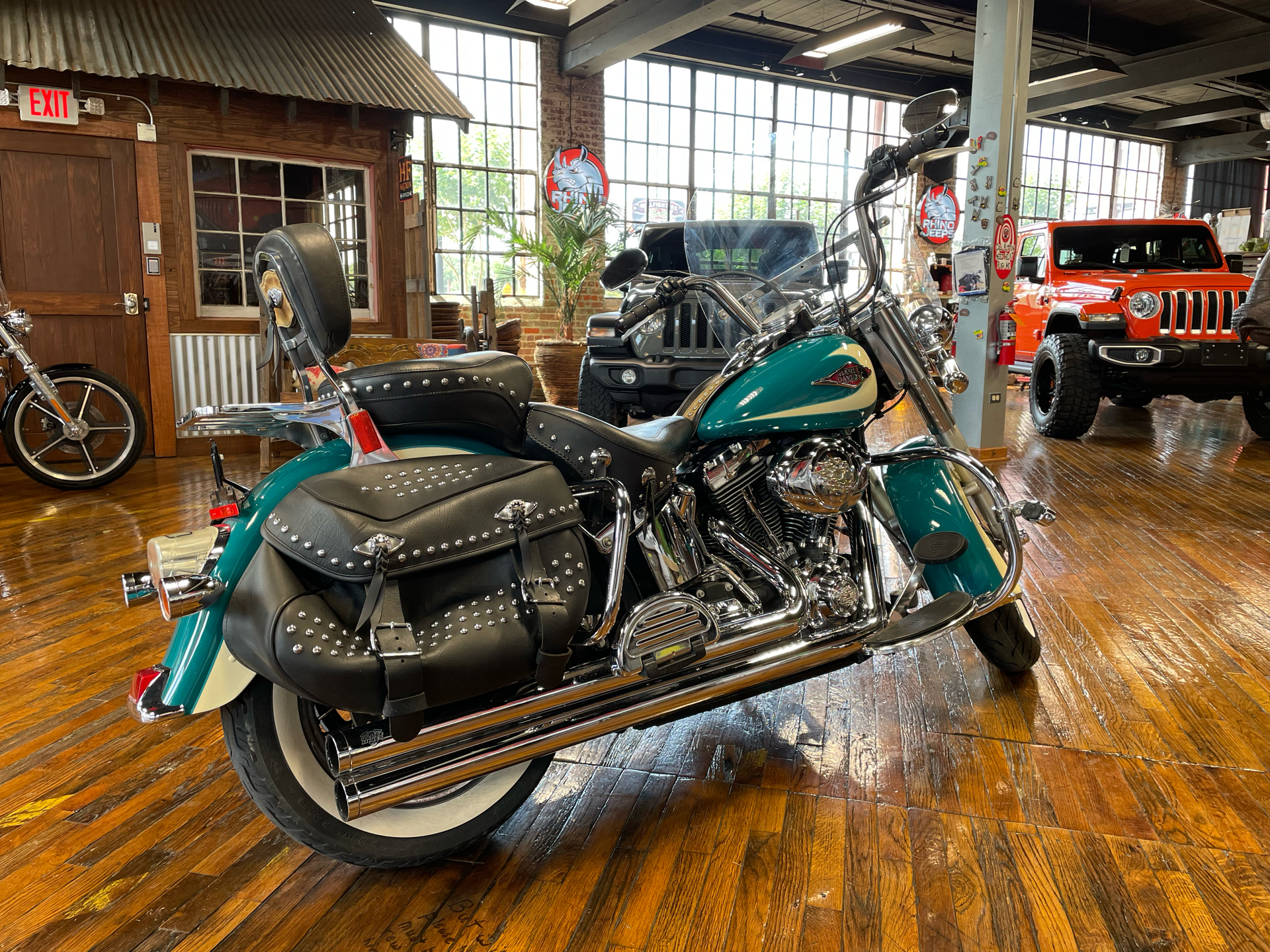 2009 Harley-Davidson Heritage Softail® Classic in Laurel, Mississippi - Photo 2