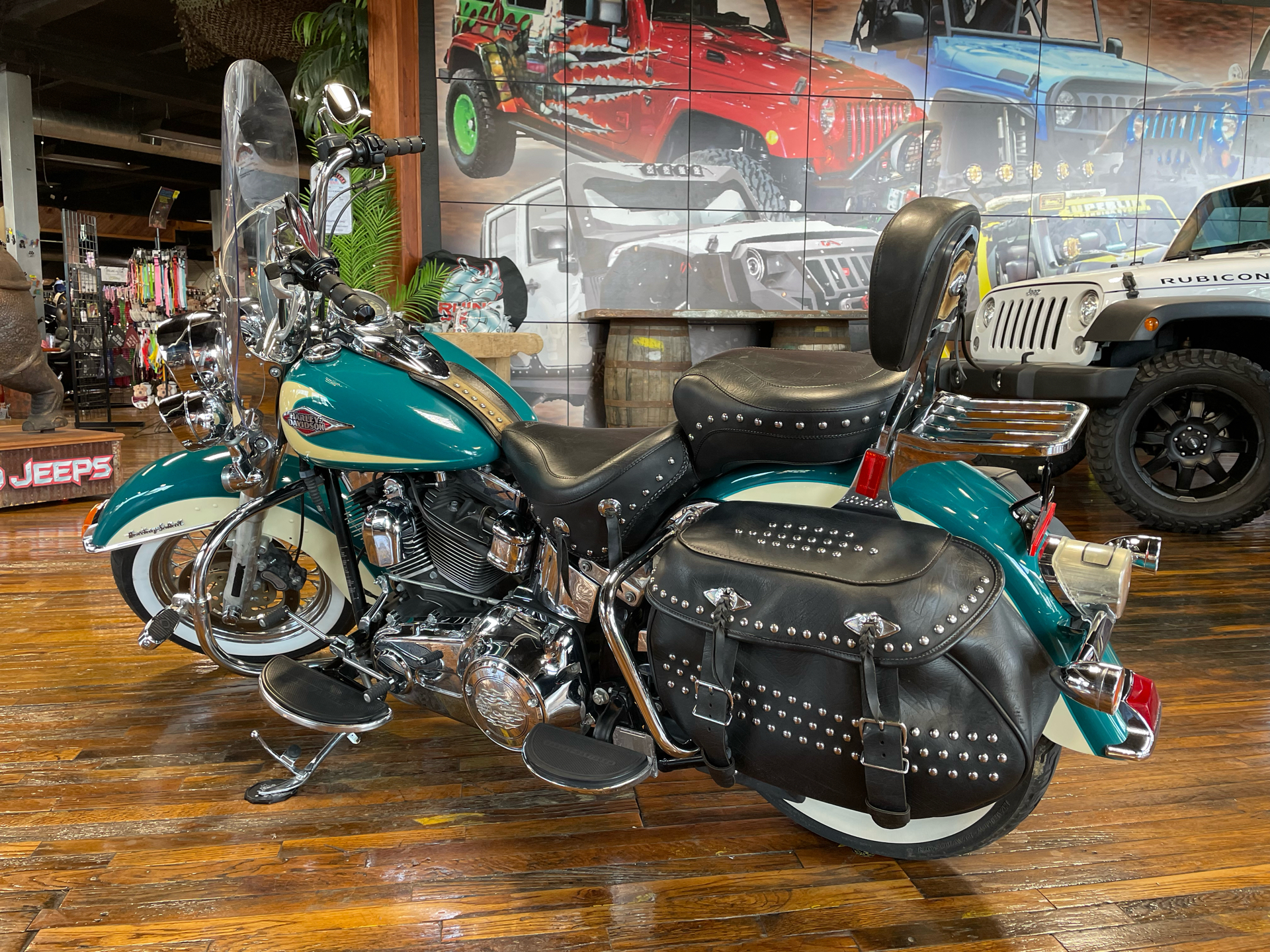 2009 Harley-Davidson Heritage Softail® Classic in Laurel, Mississippi - Photo 4